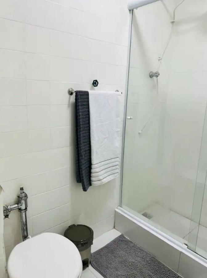 Apartamento Copacabana A 7 Min Da Praia, Posto 2, Reformado!